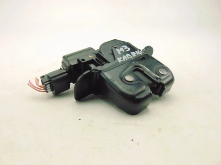 ZAMEK KLAPY BAGAŻNIKA RENAULT MEGANE III (2008-2013) 1.5 DCI 905030005R