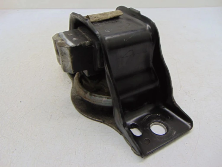 PODUSZKA SILNIKA RENAULT KANGOO III (2008-2013) 1.5 DCI