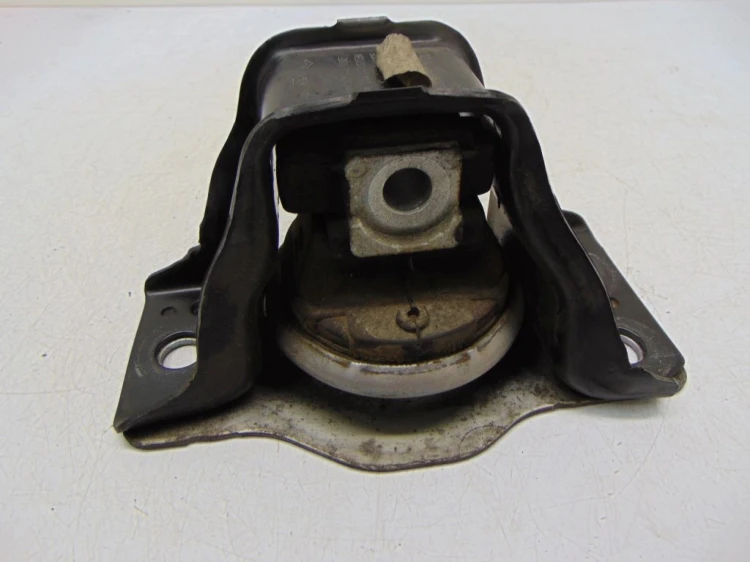 PODUSZKA SILNIKA RENAULT KANGOO III (2008-2013) 1.5 DCI