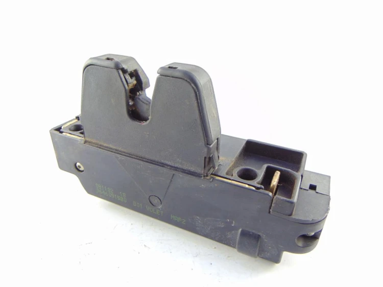 ZAMEK KLAPY BAGAŻNIKA CITROEN C3 I (2002-2005) 1.4 HDI 9646091580