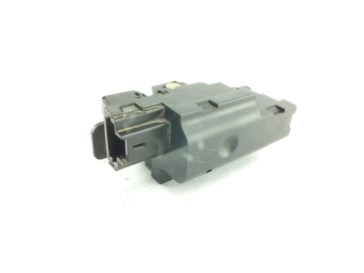 ZAMEK KLAPY BAGAŻNIKA RENAULT VEL SATIS (2002-2009) 2.2 DCI 8200061476 C
