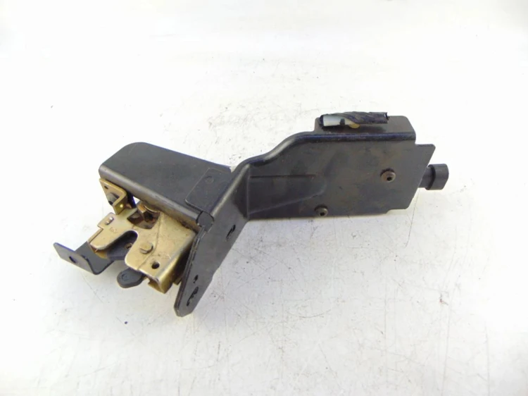 ZAMEK TYLNEJ SZYBY KLAPY CITROEN C5 I (2001-2004) 2.2 HDI 188101334250