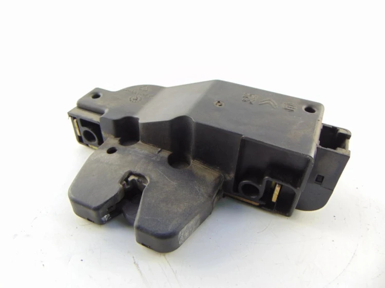 ZAMEK KLAPY BAGAŻNIKA CITROEN XSARA PICASSO (1999-2004) 9633089280
