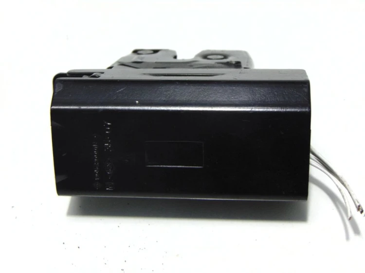 ZAMEK KLAPY BAGAŻNIKA RENAULT LAGUNA III (2007-) 2.0 DCI 805420001R