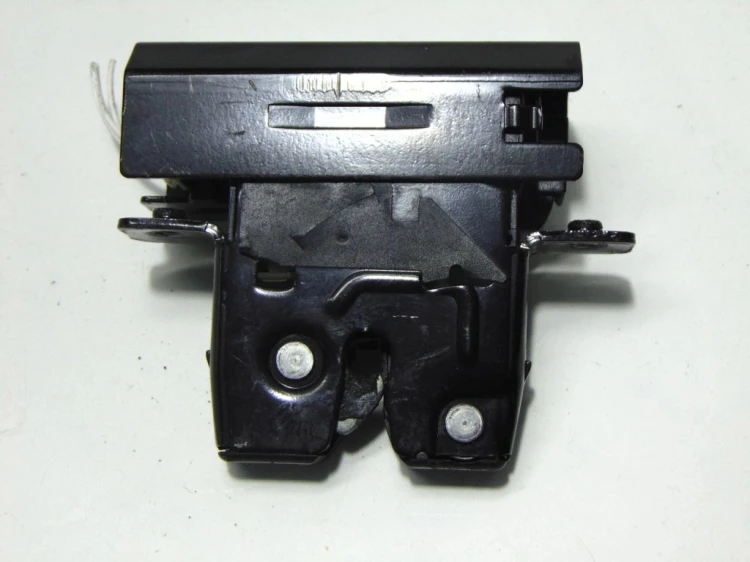 ZAMEK KLAPY BAGAŻNIKA RENAULT LAGUNA III (2007-) 2.0 DCI 805420001R