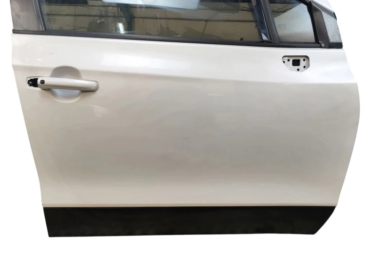 DRZWI PRAWY PRZÓD SUZUKI SX4 S-CROSS (2013-2016) 1.6 VVT 120KM
