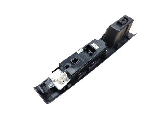 PANEL STEROWANIA SZYB MAZDA 5 I LIFT (2007-2010) 2.0 16V 144KM CD8966350