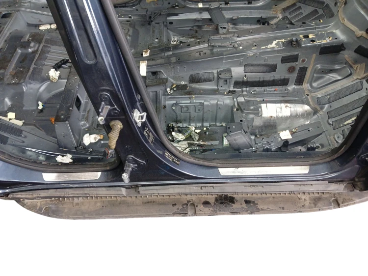 PRÓG PRAWY SŁUPEK ŚRODKOWY MERCEDES ML W166 (2011-2015) 2.2 BlueTEC 204KM