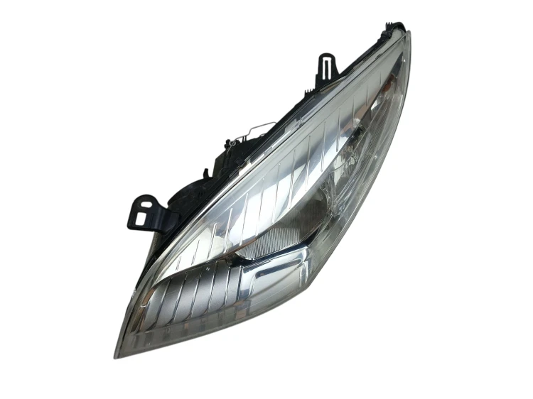 LAMPA LEWY PRZÓD RENAULT MEGANE III (2008-2011) 1.6 16V 110KM 260600017R