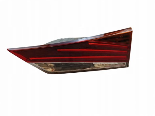 LAMPA PRAWY TYŁ W KLAPE LEXUS IS III 300h LIFT (2016-2020) 2.5 HYBRID 223KM