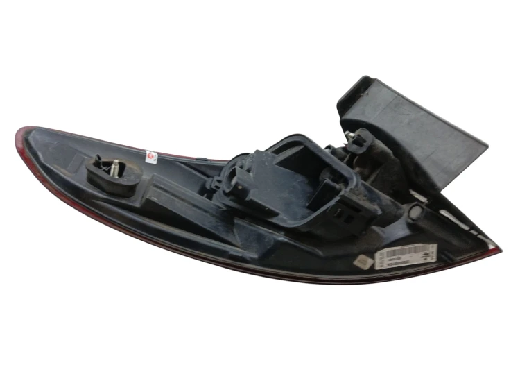 LAMPA PRAWY TYŁ RENAULT MEGANE III (2008-2011) 1.6 16V 110KM 265500010R