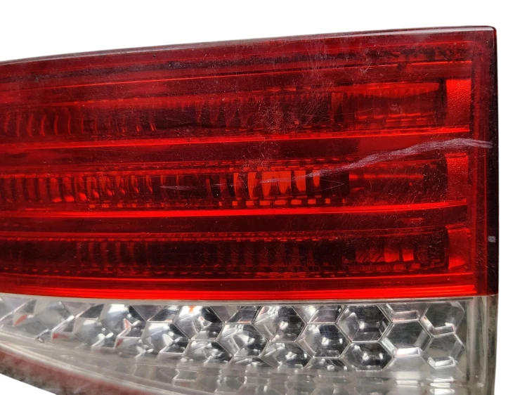 LAMPA LEWY TYŁ W KLAPE FORD MONDEO MK4 (2007-2010) 2.0 TDCI 140KM 7S71-12A6