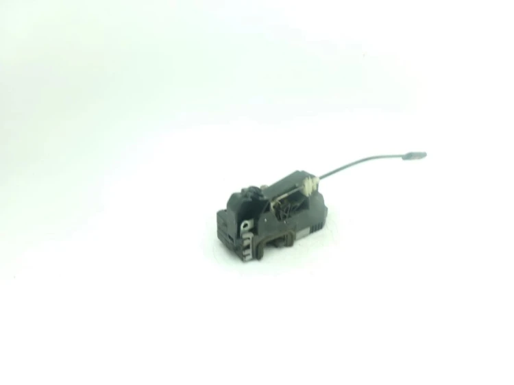 ZAMEK DRZWI PRAWY PRZÓD OPEL MERIVA A (2002-2010) 1.6 16V 13154792