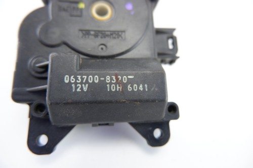 SILNICZEK NAGRZEWNICY TOYOTA AURIS 07-09 2.0 D4D 063700-8320