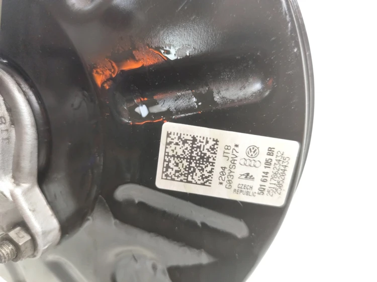 SERWO HAMULCOWE VOLKSWAGEN GOLF VII (2012-2016) 1.6 TDI 110KM 5Q1614105BR