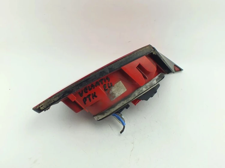 LAMPA PRAWY TYŁ RENAULT VEL SATIS (2002-2009) 2.2 DCI