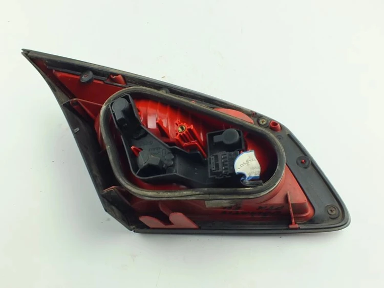 LAMPA PRAWY TYŁ RENAULT VEL SATIS (2002-2009) 2.2 DCI