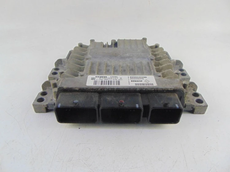 KOMPUTER STEROWNIK SILNIKA RENAULT MEGANE II (2002-2005) 1.5 DCI 8200542288