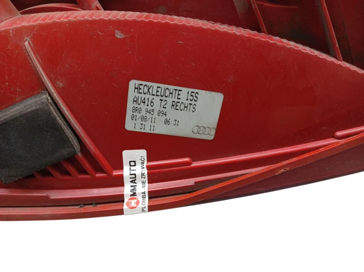 LAMPA PRAWY TYŁ AUDI Q5 8R (2008-2012) 2.0 TDI 143KM 8R0945094