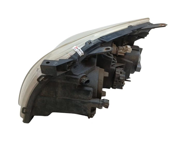LAMPA PRAWY PRZÓD TOYOTA AVENSIS T25 LIFT (2006-2008) 2.0 D4D 126KM
