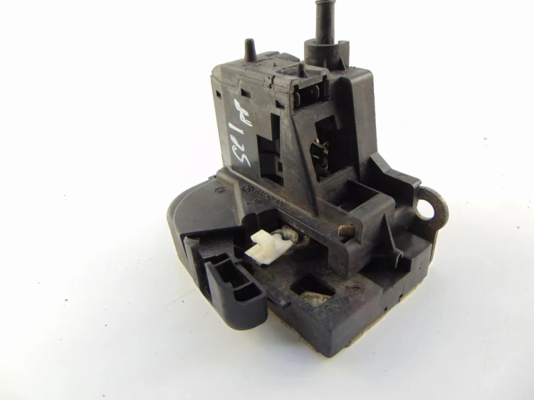 ZAMEK DRZWI PRAWY PRZÓD RENAULT SCENIC I LIFT (1999-2003) 1.6 16V