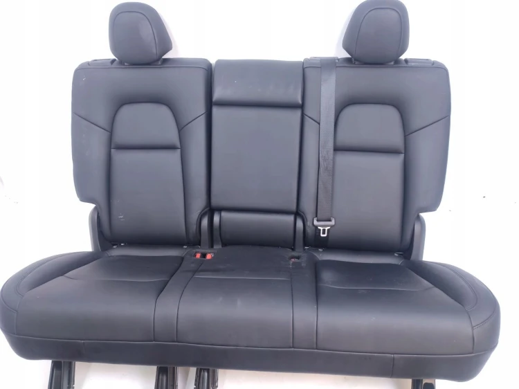 KANAPA TYŁ TESLA MODEL Y (2019-) LONG RANGE DUAL MOTOR 351KM