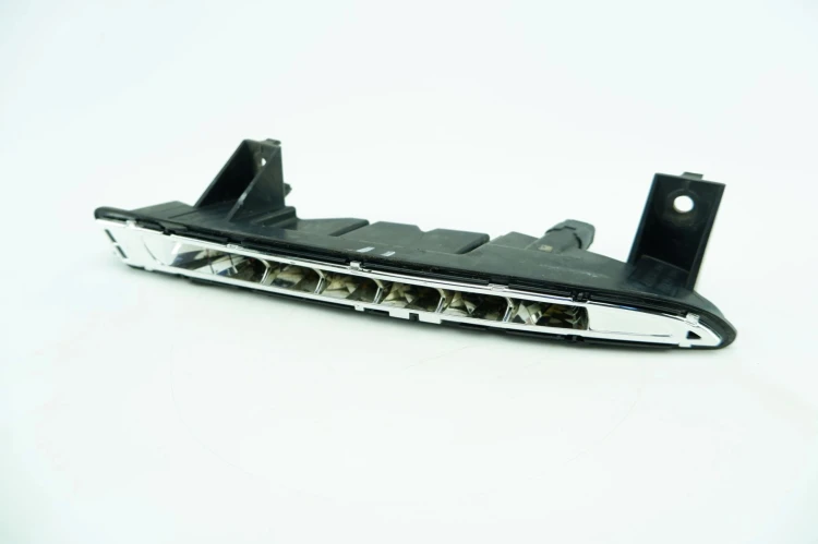 LAMPA LED PRZÓD PRAWA RENAULT MEGANE III LIFT 1.5 DCI 266002887R