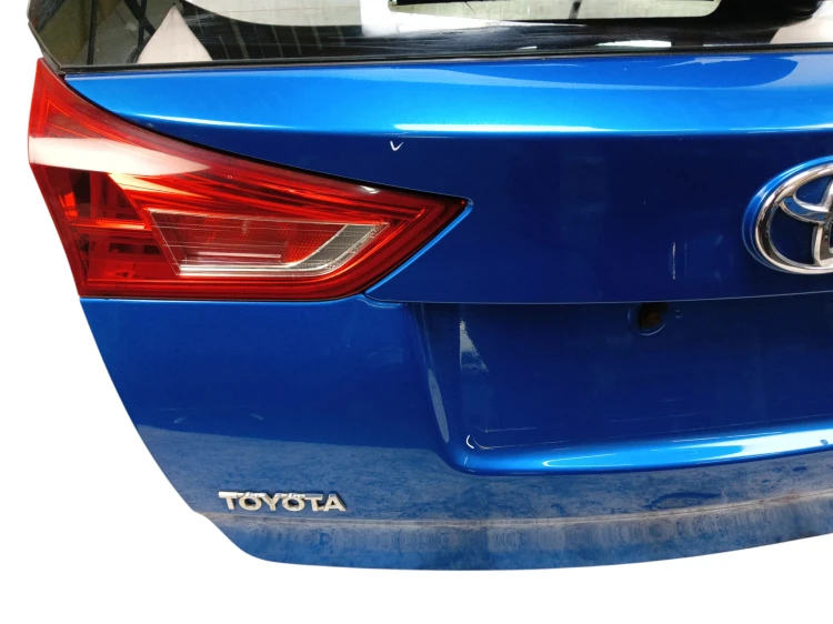KLAPA BAGAŻNIKA TOYOTA AURIS II E18 (2012-2015) 1.4 D4D 90KM