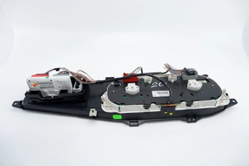 LICZNIK RENAULT VEL SATIS (2002-2009) 8200263365