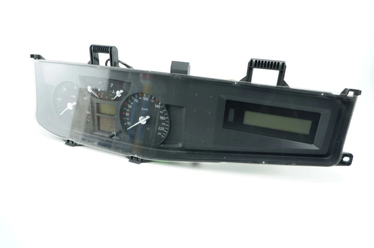 LICZNIK RENAULT VEL SATIS (2002-2009) 8200263365