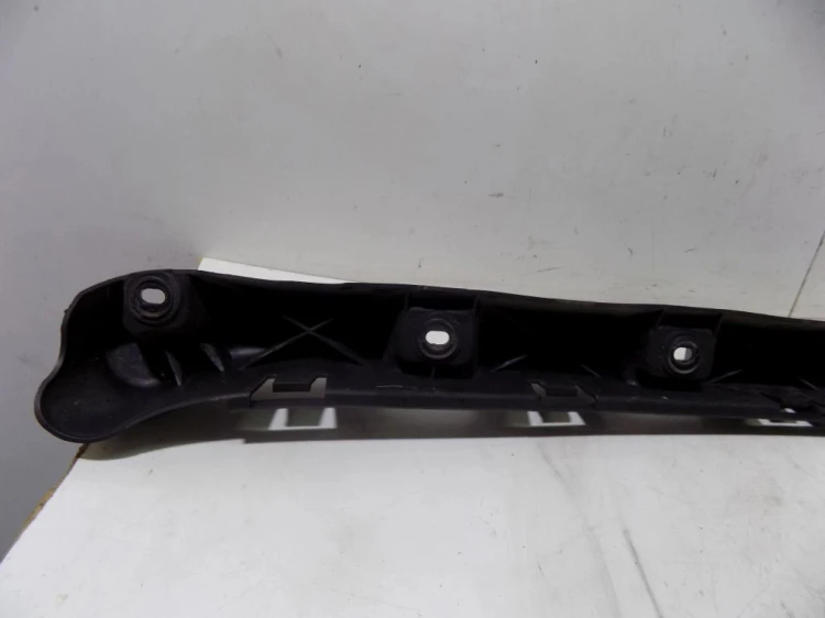 ŚLIZG ŚRODKOWY TYŁ SEAT ALTEA XL