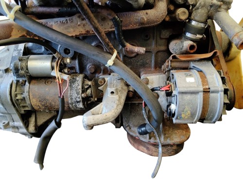 SILNIK KOMPLETNY MERCEDES-BENZ W123 2.4 diesel