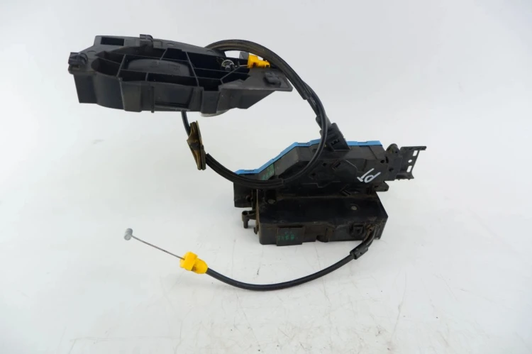 ZAMEK DRZWI PRAWY TYŁ PEUGEOT 207 (2006-2009)