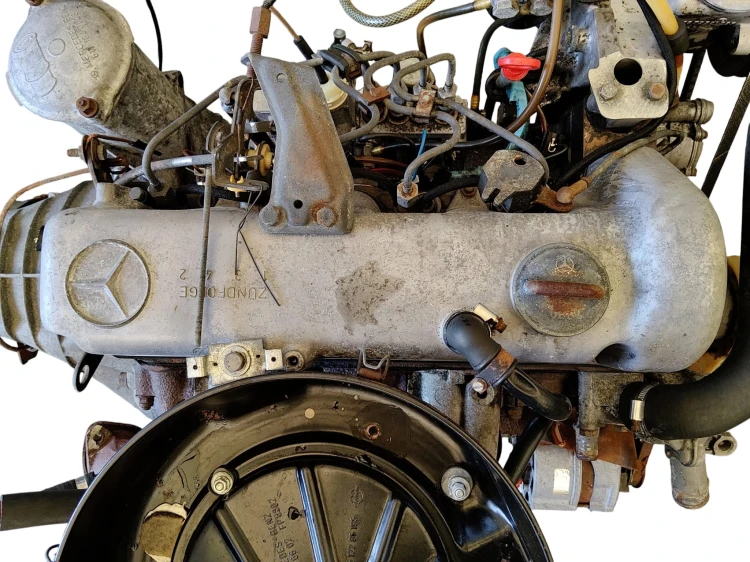 SILNIK KOMPLETNY MERCEDES-BENZ W123 2.4 diesel