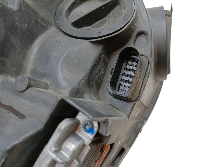 LAMPA LEWY PRZÓD FORD C-MAX MK2 (2010-2015) 1.6 TDCI 115KM AM51 13D 155 AE
