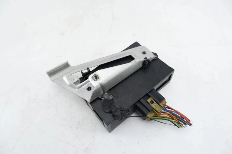 ZESTAW STARTOWY VOLKSWAGEN BORA (1998-2005) 2.0 8V 06A906032FK