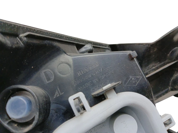 LAMPA PRAWY TYŁ RENAULT CAPTUR I (2013-2017) 1.5 DCI 90KM 265509762R