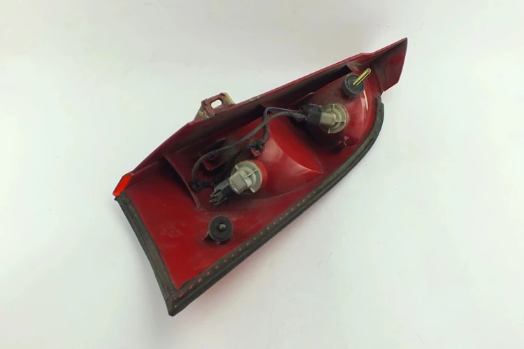 LAMPA PRAWY TYŁ FORD FOCUS MK1 LIFT (2001 -2004) 1.8 TDCI 100HP