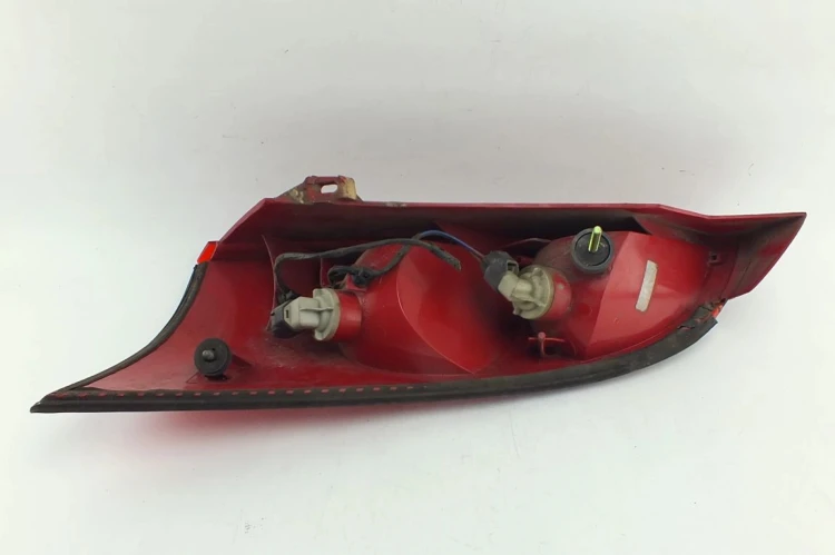 LAMPA PRAWY TYŁ FORD FOCUS MK1 LIFT (2001 -2004) 1.8 TDCI 100HP