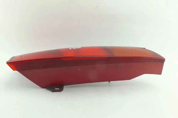 LAMPA PRAWY TYŁ FORD FOCUS MK1 LIFT (2001 -2004) 1.8 TDCI 100HP