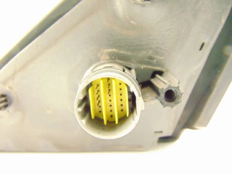 LUSTERKO PRAWE RENAULT LAGUNA II LIFT (2005-2007) 2.0 DCI