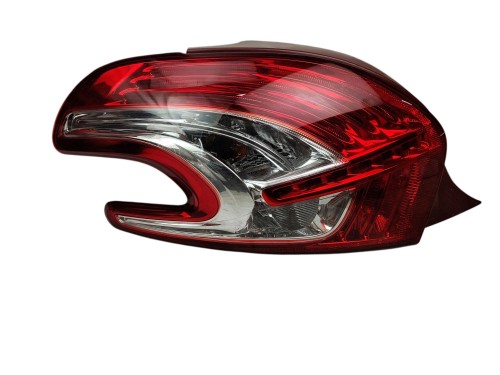LAMPA LEWY TYŁ PEUGEOT 208 I (2012-2015) 1.2 VTI 82KM