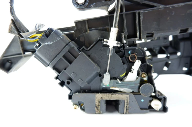 ZAMEK DRZWI PRAWY TYŁ FORD C-MAX (2003-2006) 2.0TDCI 3M5A R26412BK