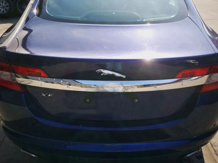 KLAPA BAGAŻNIKA JAGUAR XF