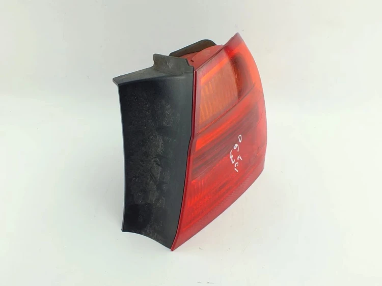 LAMPA PRAWY TYŁ BMW E90 (2004-2008) 2.0 D 6937458