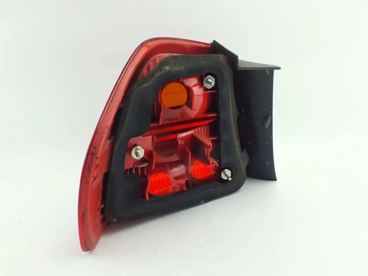 LAMPA PRAWY TYŁ BMW E90 (2004-2008) 2.0 D 6937458