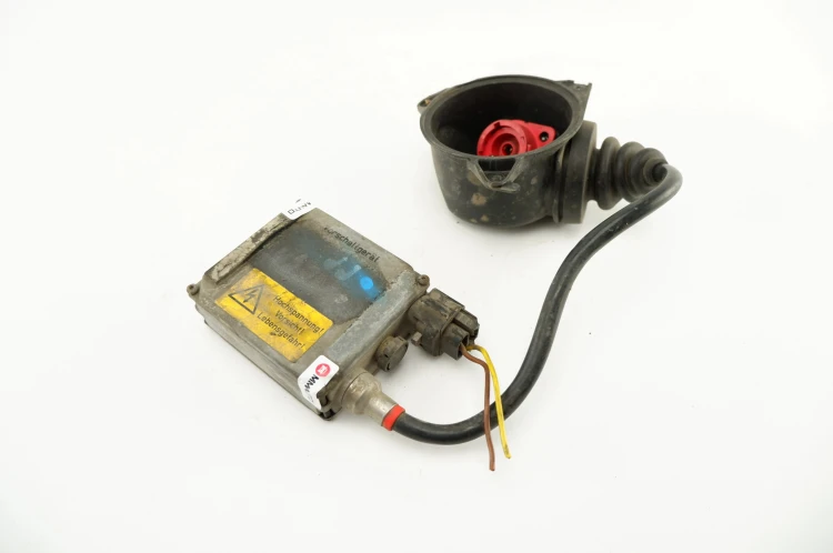 PRZETWORNICA XENON OPEL OMEGA B (1994-1999) 2.2 16V