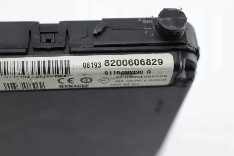MODUŁ UCH RENAULT SCENIC II (2003-2005) 1.9 DCI 8200606829