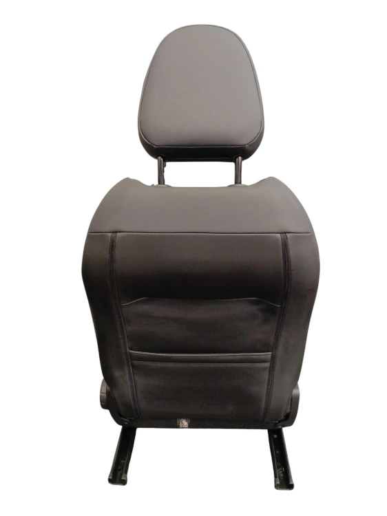 FOTELE KOMPLET JEEP AVENGER (2022-) 54 kWh 156KM