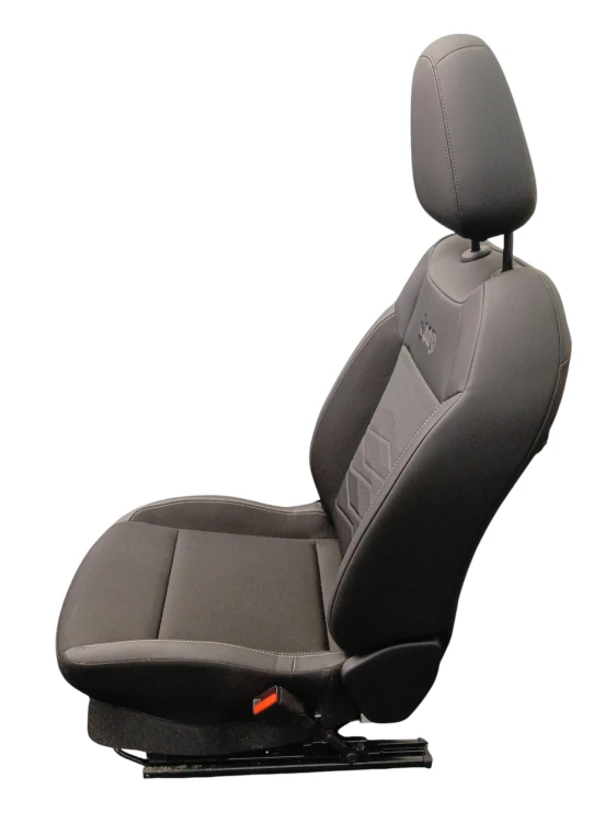 FOTELE KOMPLET JEEP AVENGER (2022-) 54 kWh 156KM